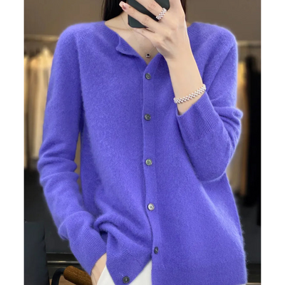 Luxuriöse Damenstrickjacke mit O-Ausschnitt aus Merinowolle in seidenweicher Kaschmir-Optik