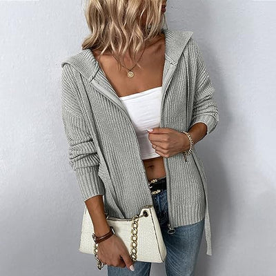 Lyra - Elegante Damenstrickjacke für einen stilvollen Look