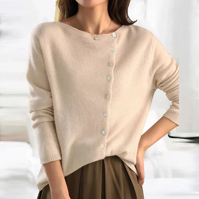 Stylische Arleth Strickjacke mit schickem Knopfverschluss