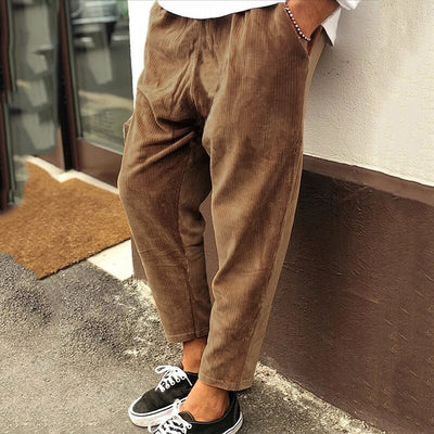 BOAZ - Elegante und einzigartige Hosen für einen auffälligen Look