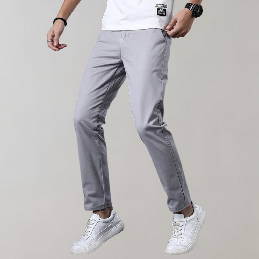 Konrad - Stilvolle Slim Fit Chino Hose für mühelose lässige Eleganz