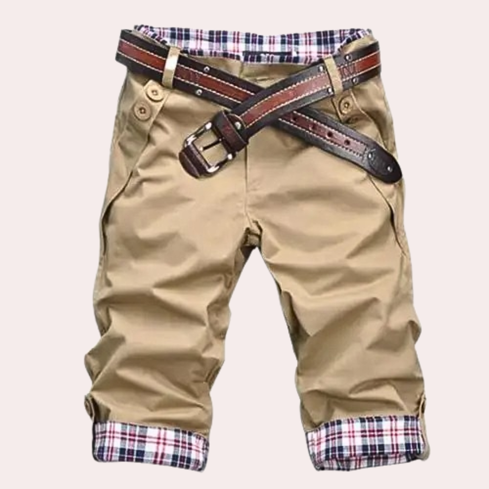 Moderne und elegante Shorts für Männer von Curtis
