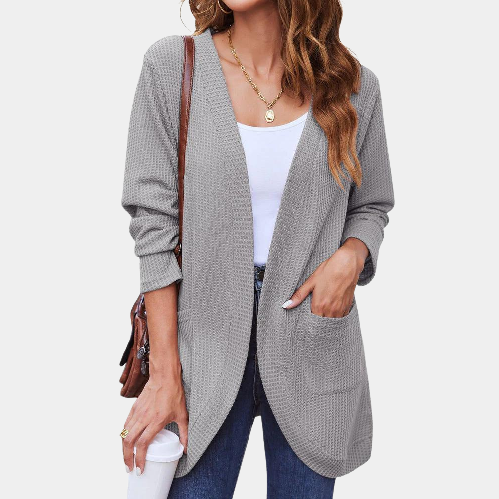 Schicke Damenstrickjacke für einen eleganten Look