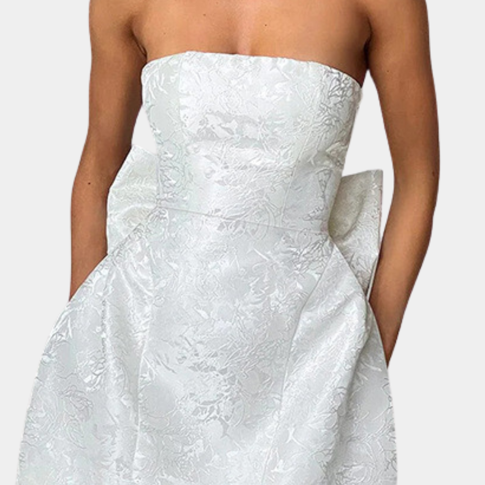 Amelia - Stilvolles trägerloses Cocktailkleid für Damen