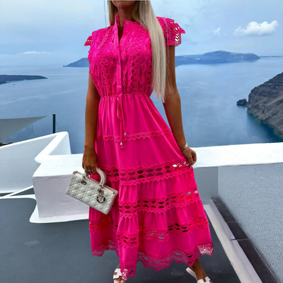 Antonina - Elegantes langes Spitzenkleid mit glamourösem Flair