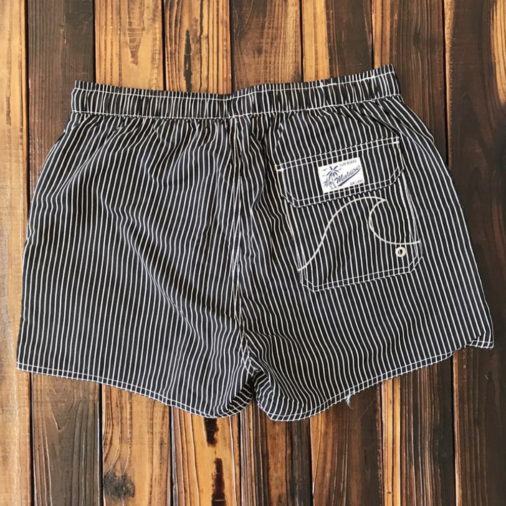 Marty - Elegante gestreifte Badeshorts für den modernen Mann