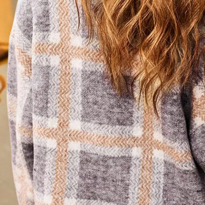 Vesperina - Elegante karierte Damenstrickjacke für einen zeitlosen Look