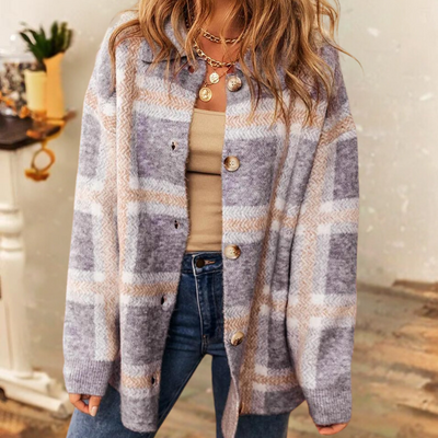 Vesperina - Elegante karierte Damenstrickjacke für einen zeitlosen Look