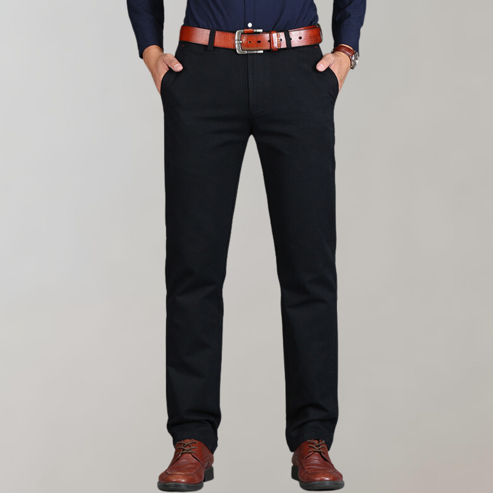 Stilvolle Pelle Chino für den Mann