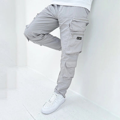 ROMEO - Stylische Herren-Cargohose mit klassischem Twist
