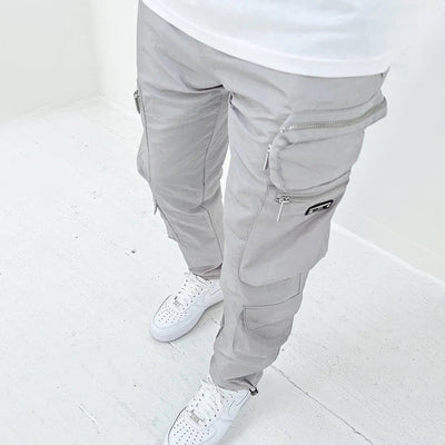 ROMEO - Stylische Herren-Cargohose mit klassischem Twist