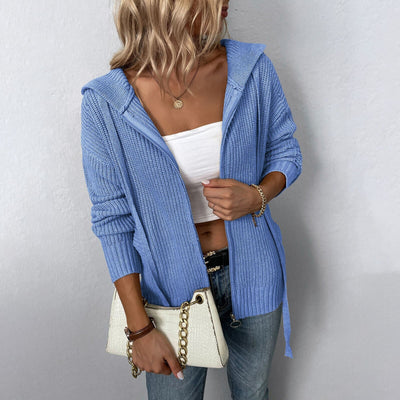 Lyra - Elegante Damenstrickjacke für einen stilvollen Look