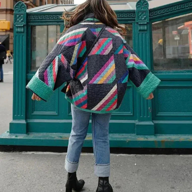 Serenity - Trendiger gesteppter Kimono-Cardigan mit leuchtenden Regenbogen-Streifen