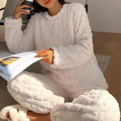 Emma Fleece-Pyjama-Set Damen – Warm und Kuschelig