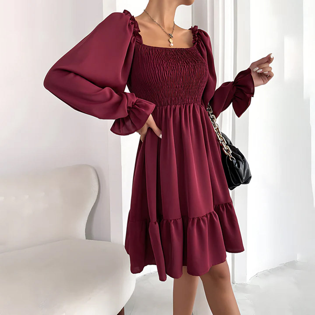 ARIA - Elegantes Kleid mit schönen Rüschen