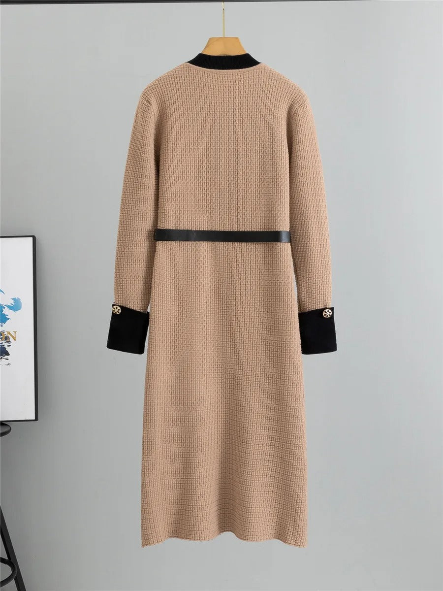Tamara - A-Gefüttertes Strickkleid