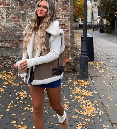 Schicke Valerie Teddy Strickjacke für den Herbst
