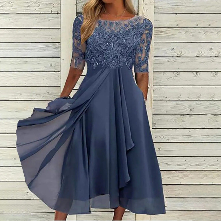 Gracia – Elegantes, Handgefertigtes Spitzenkleid