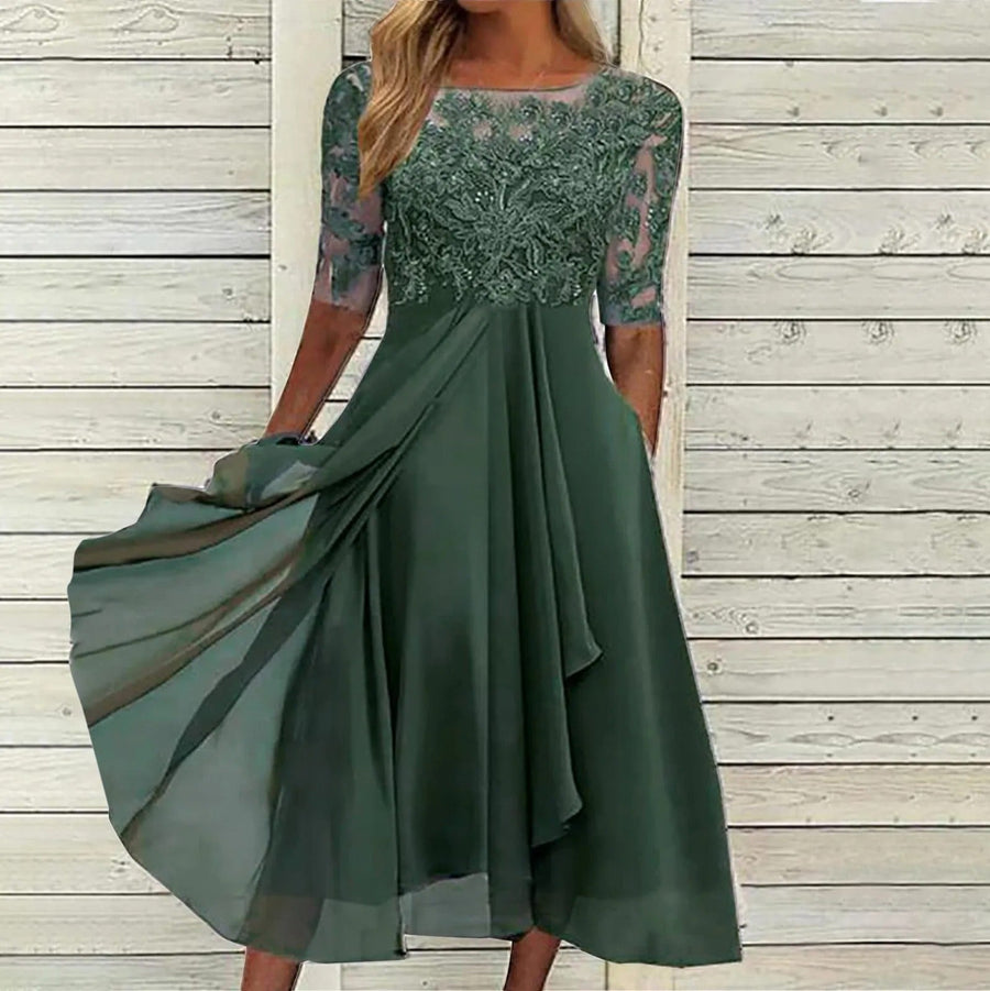 Gracia – Elegantes, Handgefertigtes Spitzenkleid